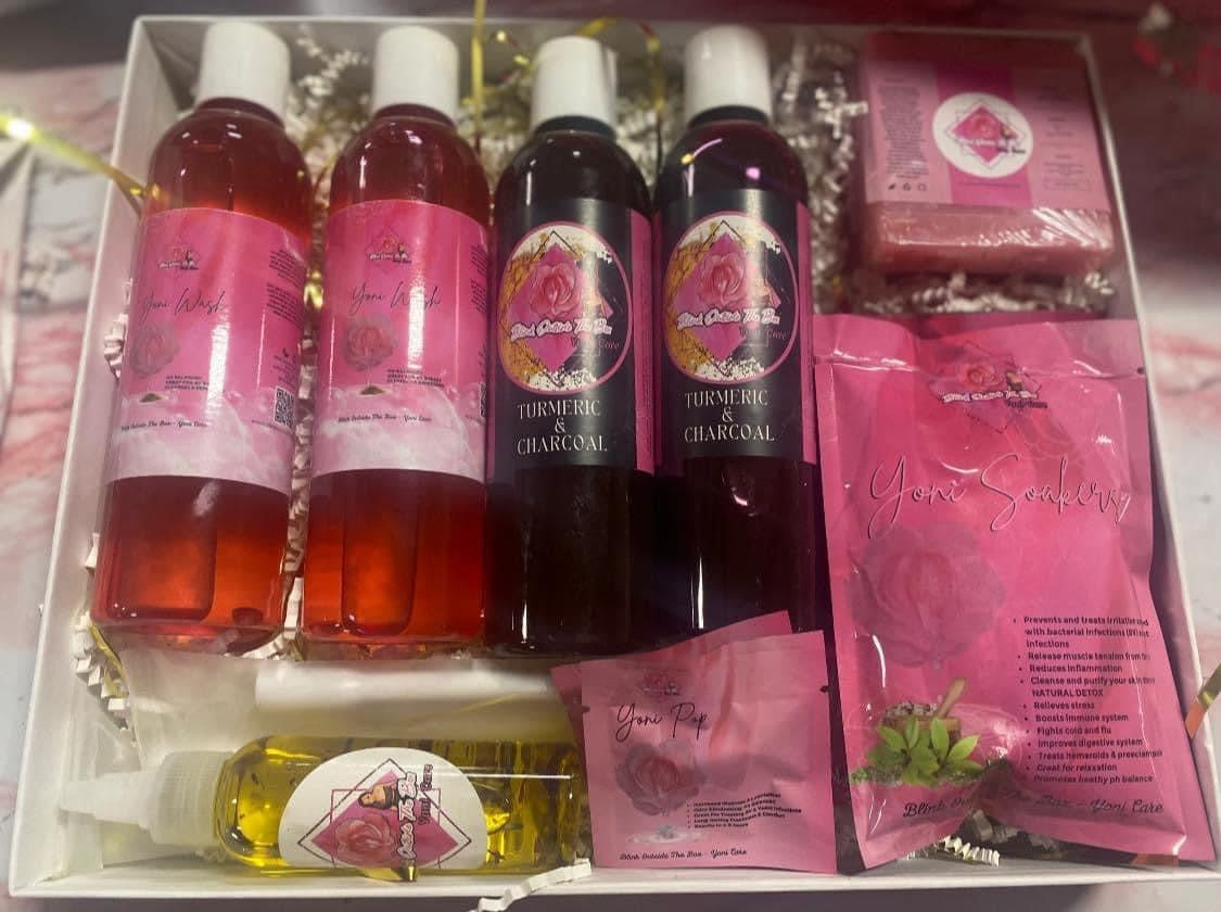 Yoni Box Gift Set Blink outside the box